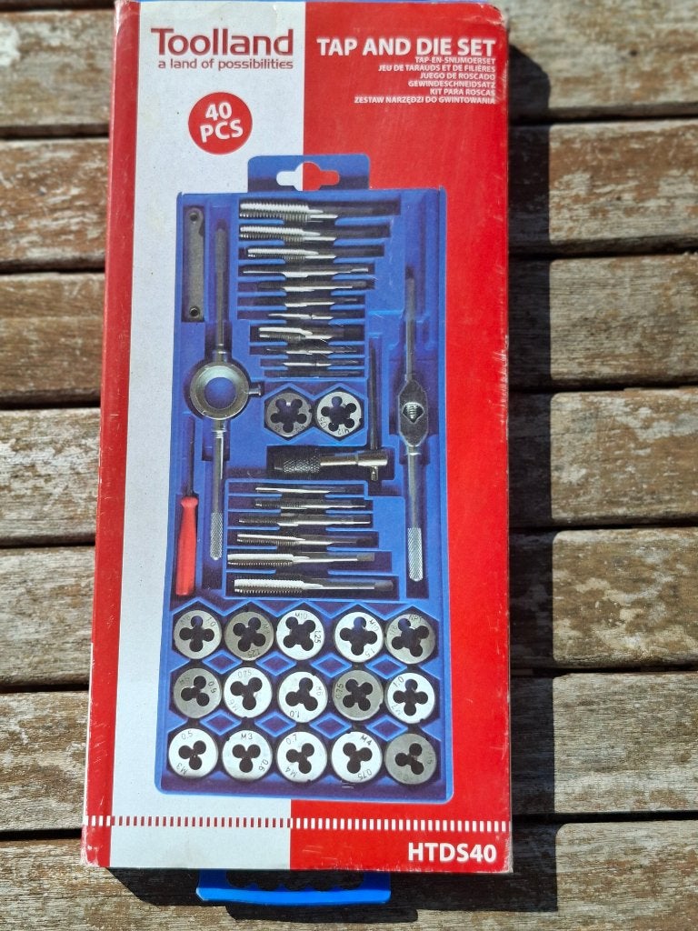 Tap- en Snijmoerset / Jeu de tarauds et filières, Ophalen, Zo goed als nieuw