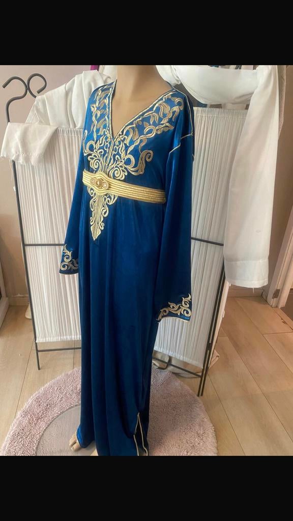 Kaftan fille 13 ans, Enlèvement ou Envoi, Comme neuf