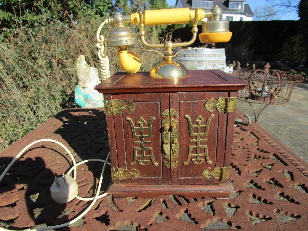téléphone vintage de style chinois, Enlèvement