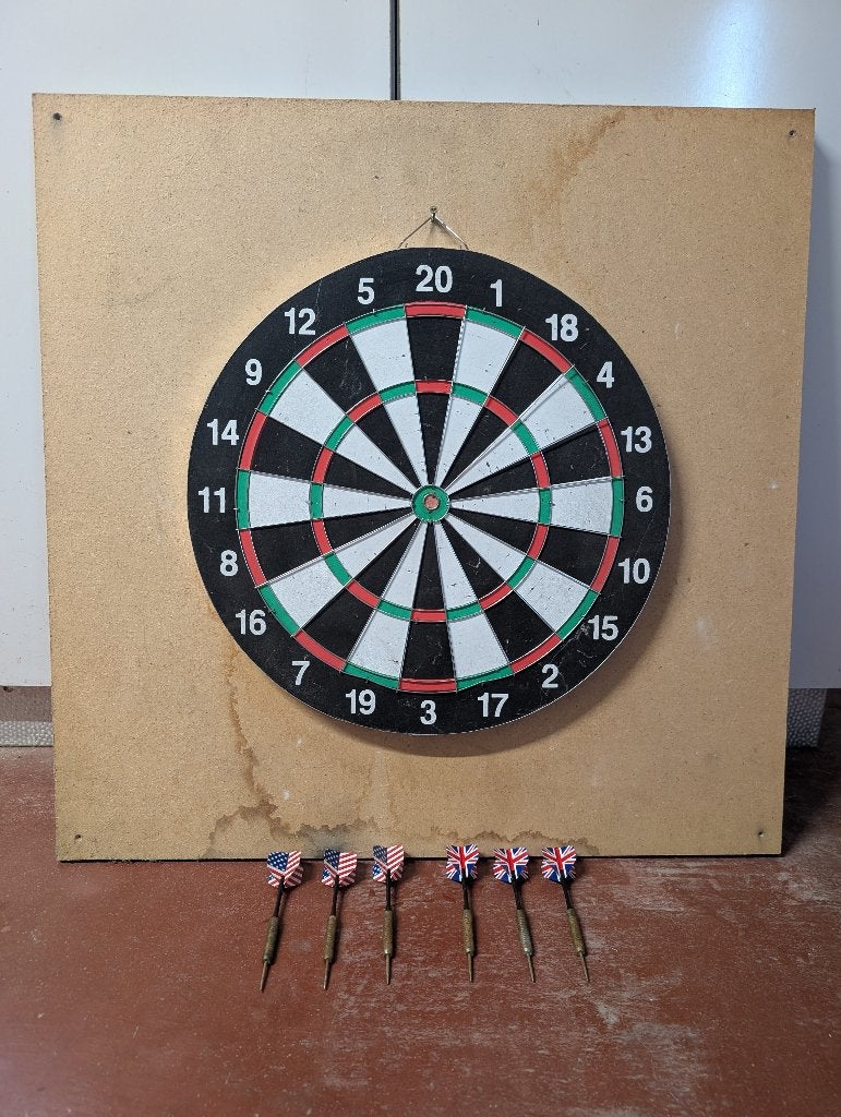 Dartsbord, Sport en Fitness, Darts, Ophalen, Gebruikt, Dartbord