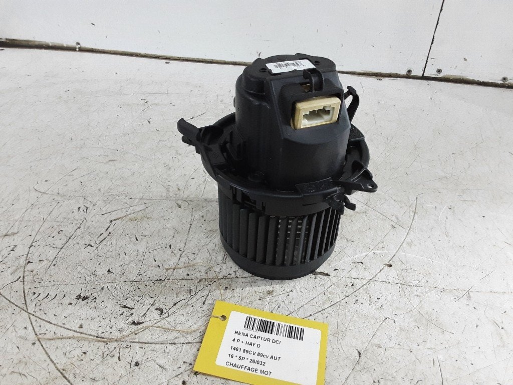 KACHELMOTOR Renault Captur I (2R) (01-2013/-) (5R5833500), Gebruikt, Renault, Peter-Huppertz-Straße 5
51063  Köln, DE, Dialog.deutschland@renault.de