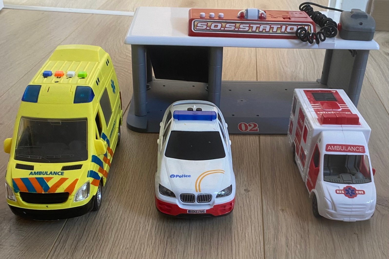 Politiewagen en ambulance, Enlèvement, Comme neuf