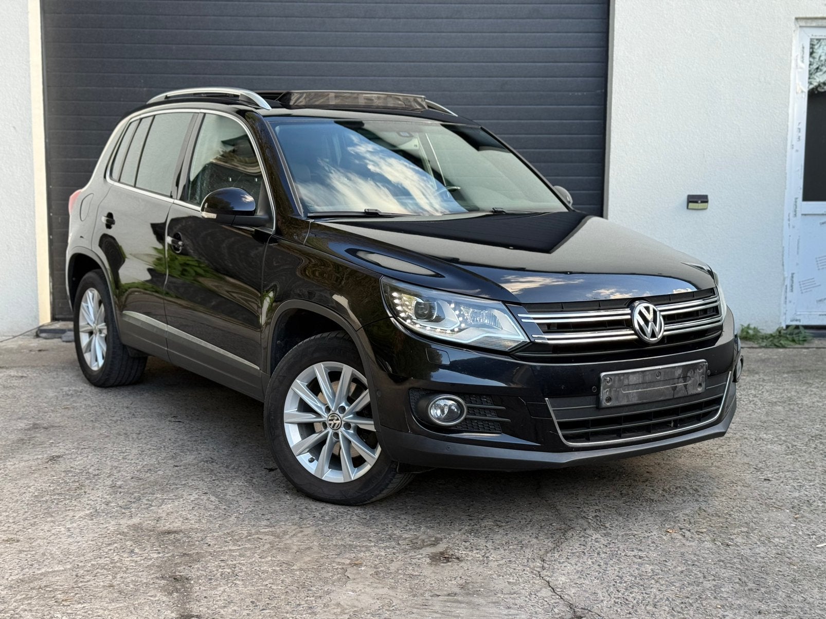 VOLKSWAGEN TIGUAN 1.4 TSI SPORT & STYLE - PANORAMADAK, Auto's, Euro 5, Zwart, Alcantara, Zwart