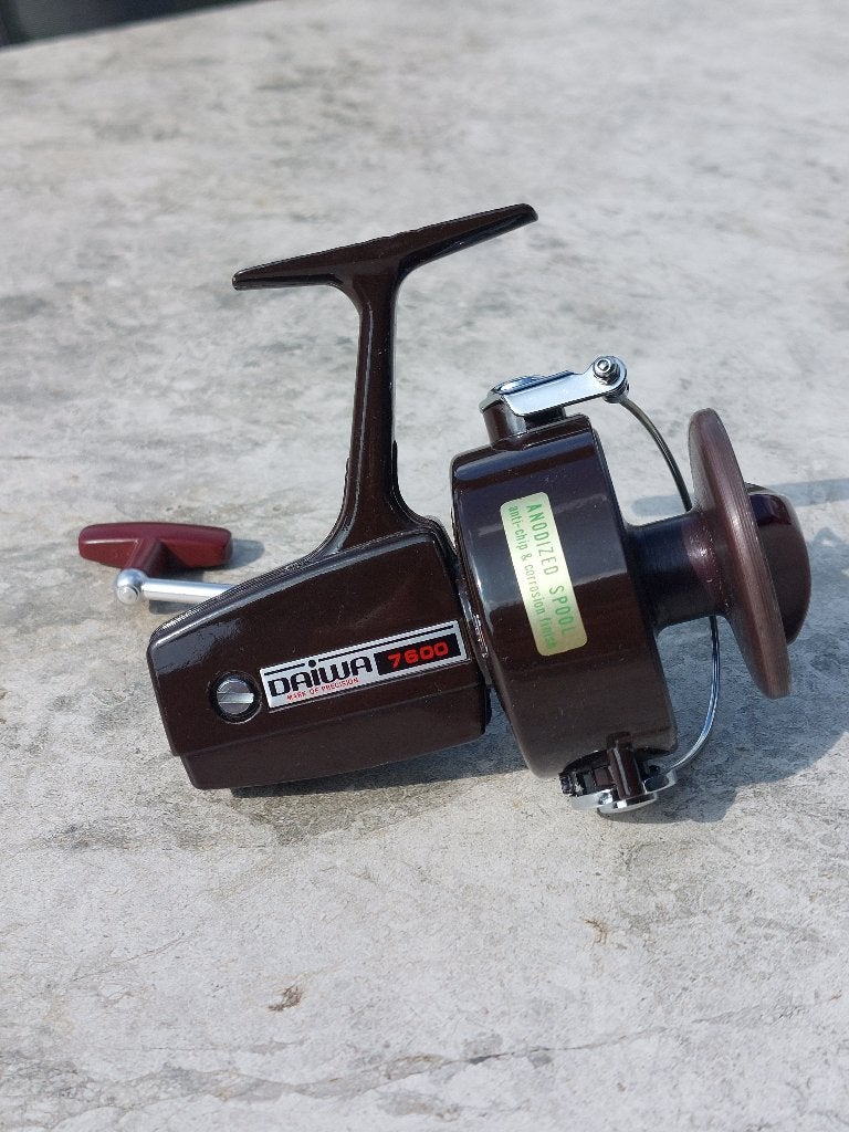 Vintage Daiwa No. 7600 met Originele Doos – Made in Japan!, Enlèvement ou Envoi, Utilisé, Moulinet