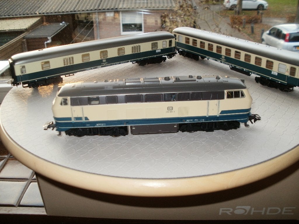 Marklin HO diesellokomotief BR 216/3374 Dig.+ 2 rijtuigen ., Wisselstroom, Treinset, Ophalen of Verzenden, Zo goed als nieuw