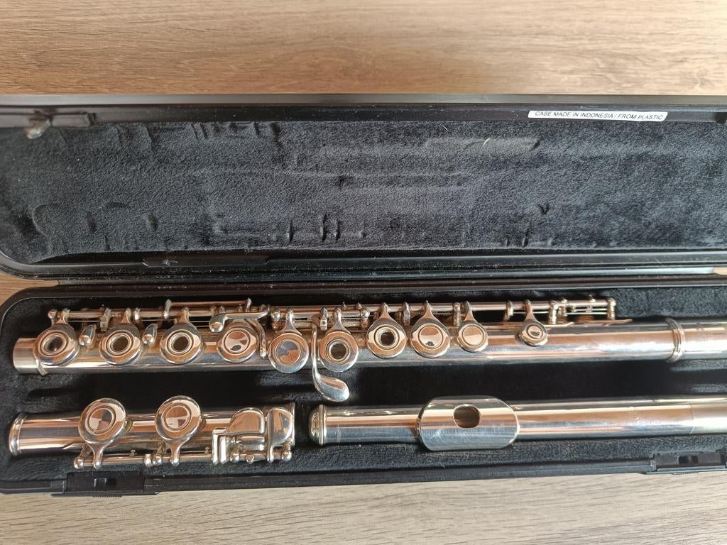 Yamaha dwarsfluit, Ophalen, Dwarsfluit