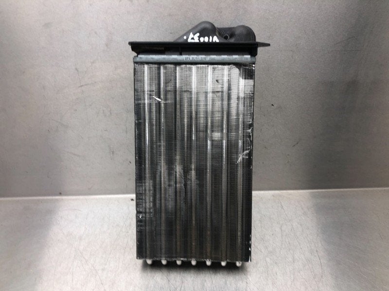 RADIATEUR DE CHAUFFAGE Toyota Aygo (B10) (|81T3970668652K|), Utilisé, Toyota