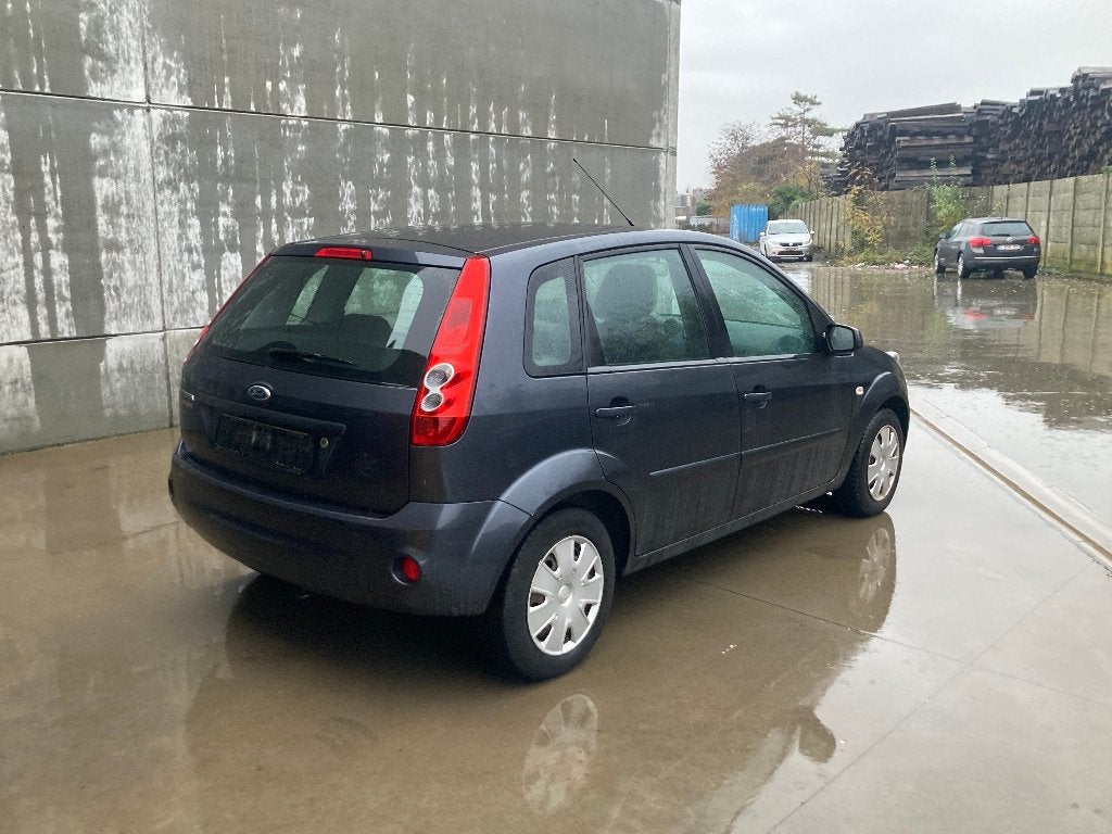 Ford Fiesta 1.3benzine 2008 met 98000km*airco*garanti*lez ok, Auto's, Ford, Stof, 4 cilinders, Bedrijf, Grijs