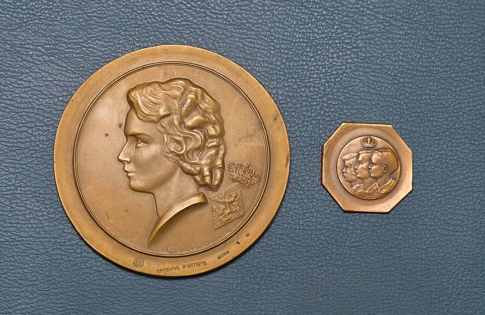 medailles proefslagen C. Van Dionant Koningshuis, Ophalen of Verzenden