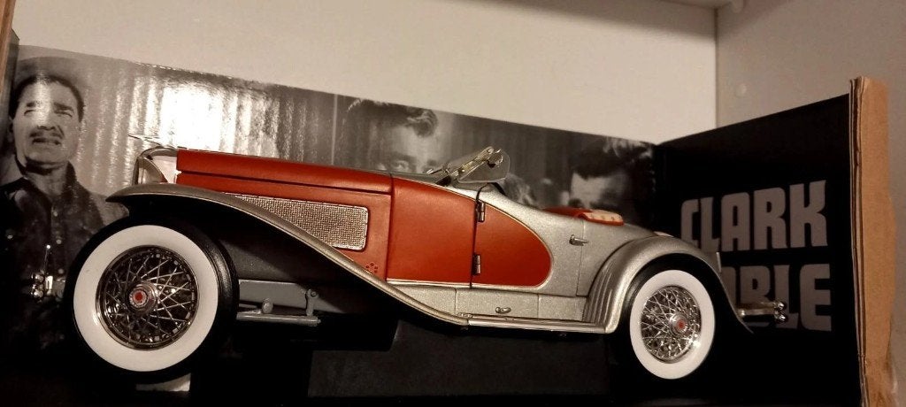 1/18 Duesenberg SSJ Roadster Clark Gable 1935 ERTL, Enlèvement ou Envoi, Comme neuf, Voiture, ERTL