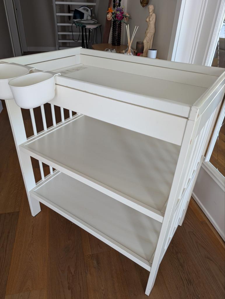 Ikea Gulliver commode / luiertafel / verzorgingstafel, Kinderen en Baby's, Kinderkamer | Commodes en Kasten, Zo goed als nieuw