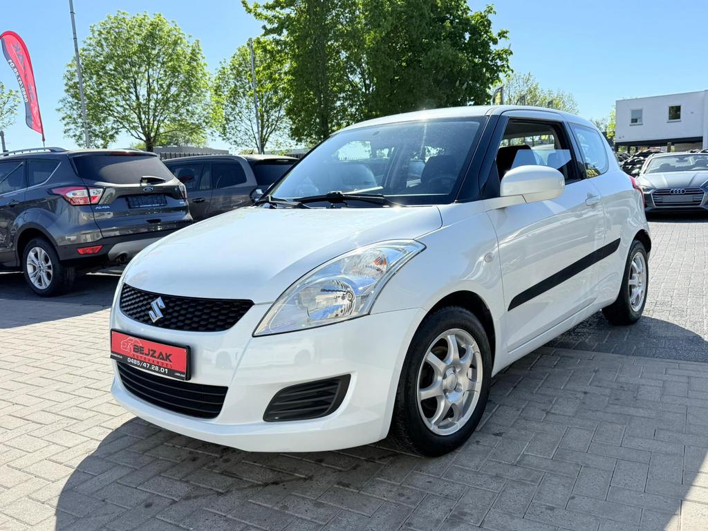 Suzuki swift 1.3i 1j Garantie, Auto's, Suzuki, Voorwielaandrijving, Euro 5, Stof, Swift