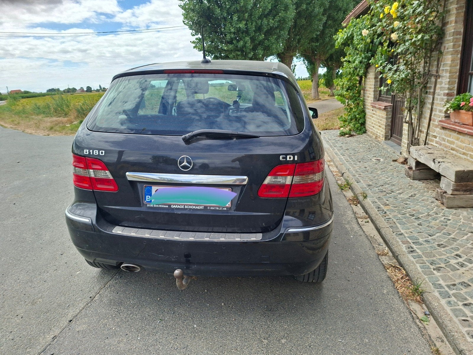 mercedes b180cdi  zwart, Auto's, Voorwielaandrijving, Euro 5, Zwart, Leder en Stof