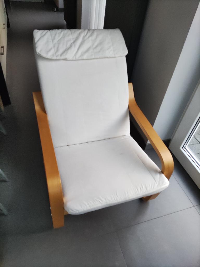 De POÄNG fauteuil IKEA maat volwassenen Kleur ecru, Ophalen, Zo goed als nieuw, Hout