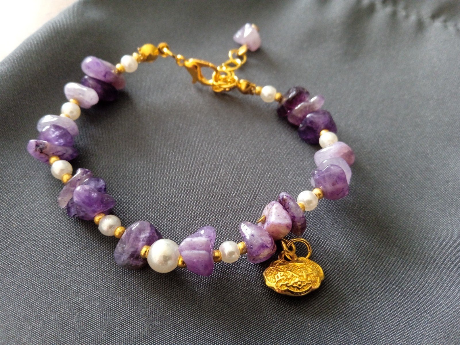 Améthyste type, Neuf, Violet, Acier, Avec bracelets à breloques ou perles