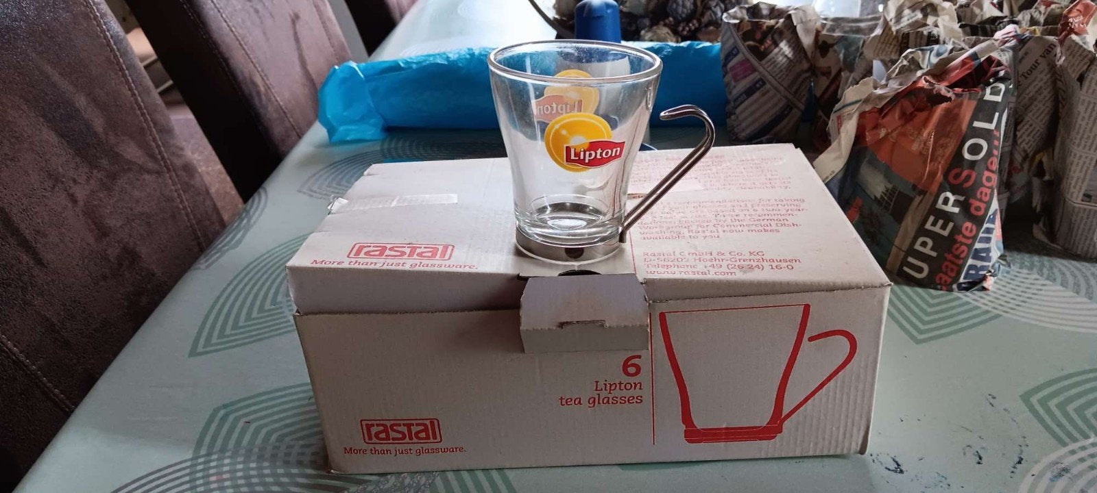 6 theeglazen lipton, Ophalen