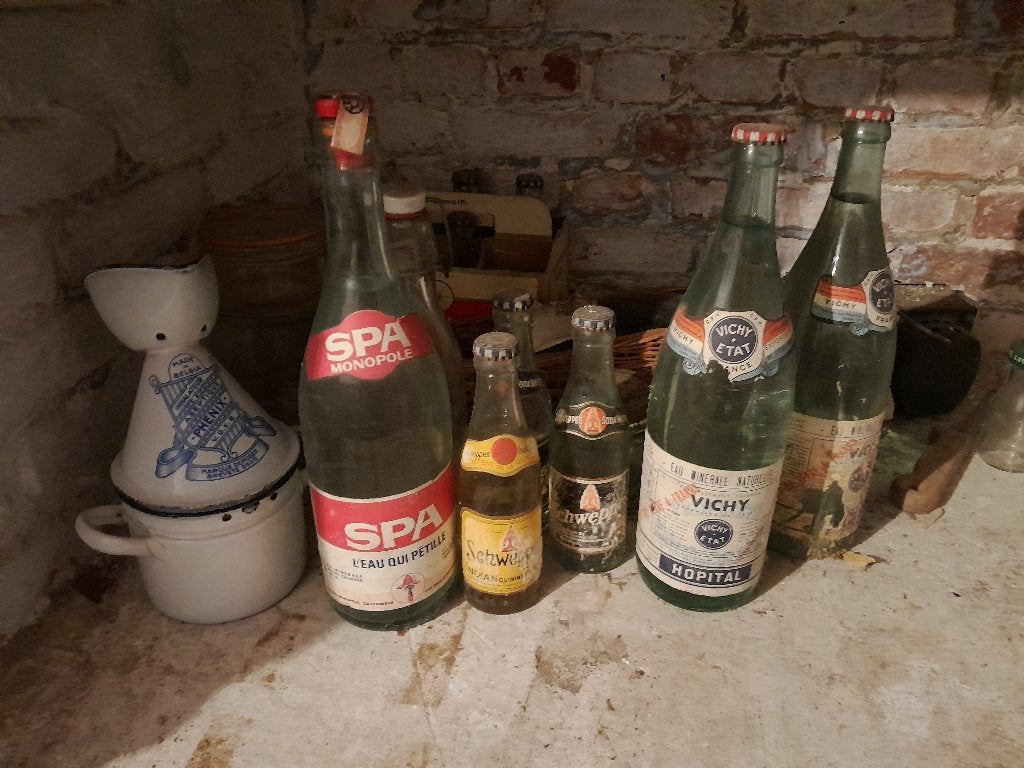 vieux cellier et accessoires, Enlèvement