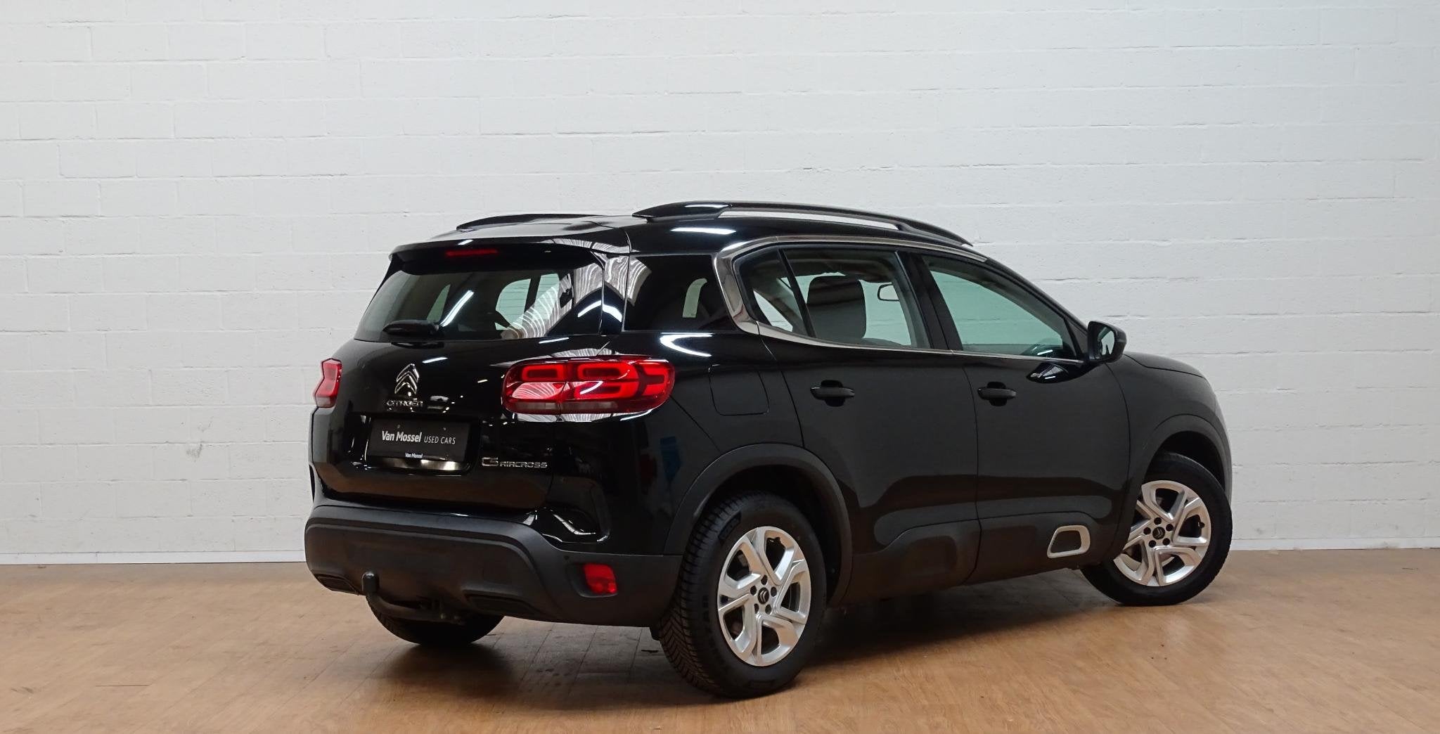 Citroen C5 Aircross 1.2T 6MT 130 S&S Live - GPS - CarPlay/An, 1350 kg, Gebruikt, 739 kg, C5 Aircross