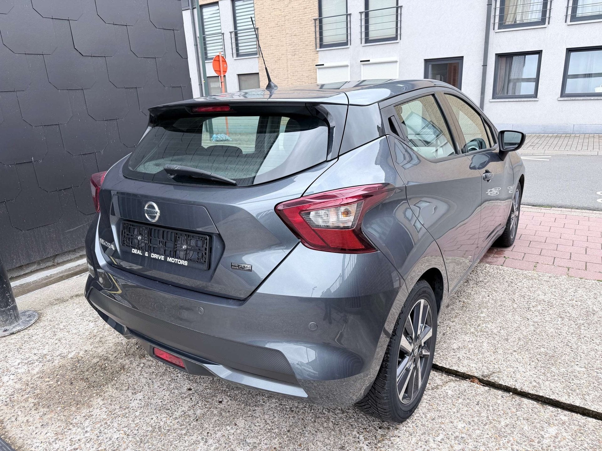 Nissan Micra 0.9 I Business Edition | CAMERA | CRUISE | NAVI, Auto's, Nissan, Dealer onderhouden, Stof, Gebruikt, 899 cc