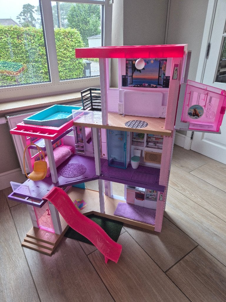 Barbie Dream house, Ophalen, Zo goed als nieuw, Barbie