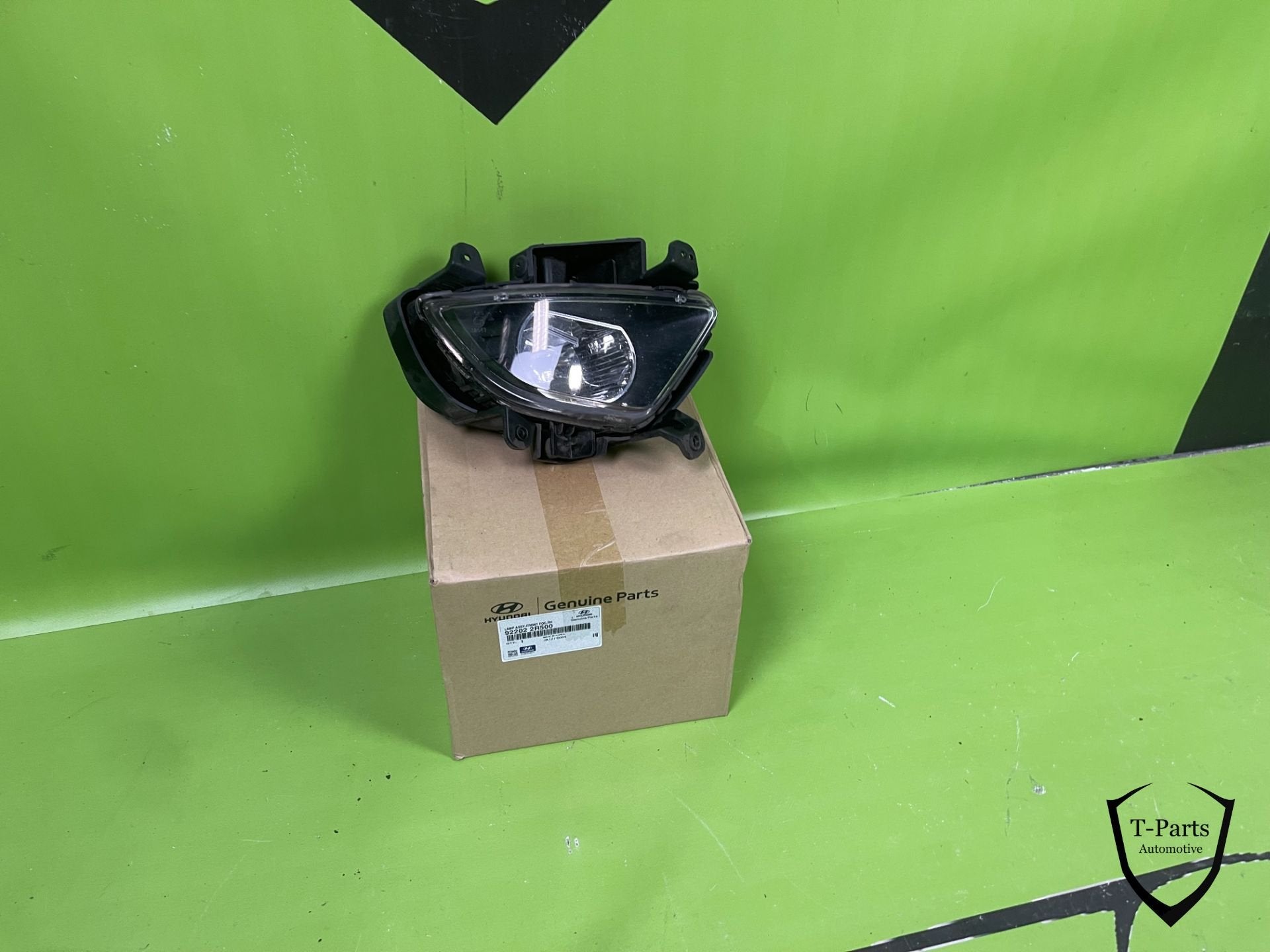 Hyundai i30 feu antibrouillard droit 92202 2R500 lampe 92202, Heolleung-ro 12
06797  Seoul, Info@hyundai.com, Utilisé, Hyundai