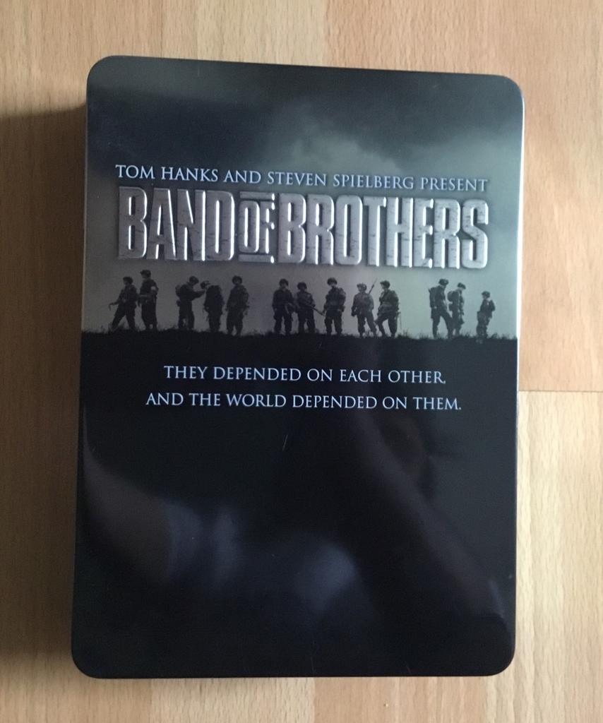 Dvd steel box Band of brothers, Cd's en Dvd's, Ophalen of Verzenden, Actiethriller