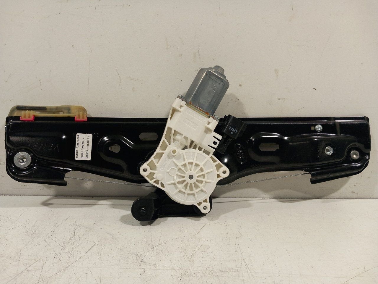 Raammechaniek elektrisch rechts achter Land Rover Discovery, Auto-onderdelen, Ruiten en Toebehoren, Onderdelen@venauto.nl, Van der Ven Autorecycling B.V.