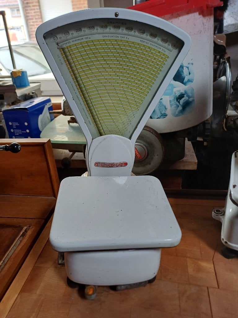 Berkel weegschaal, Ophalen