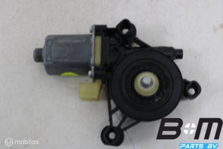 Raammotor links voor Audi A3 8V 5Q0959802B, Utilisé