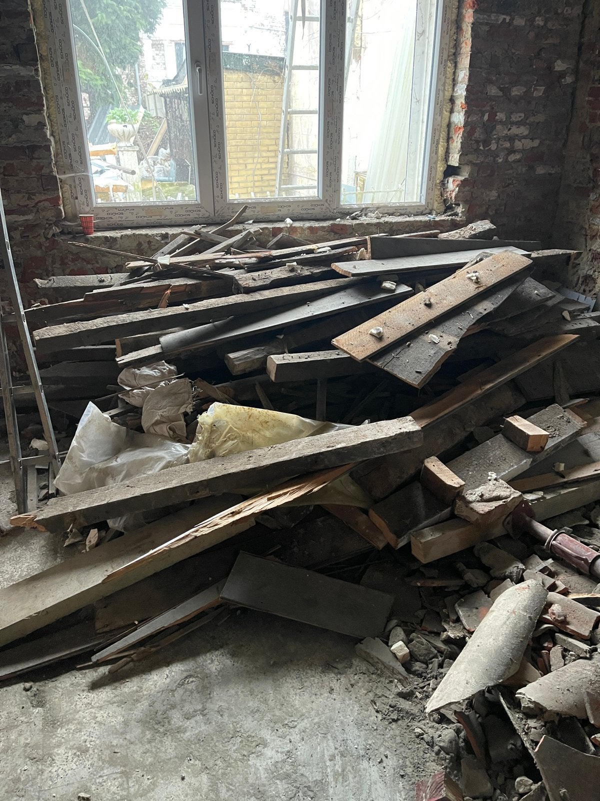 Démolition/Maconnerie/Carrelage/Plafonnage/Parquet/Portes, Enlèvement, Neuf