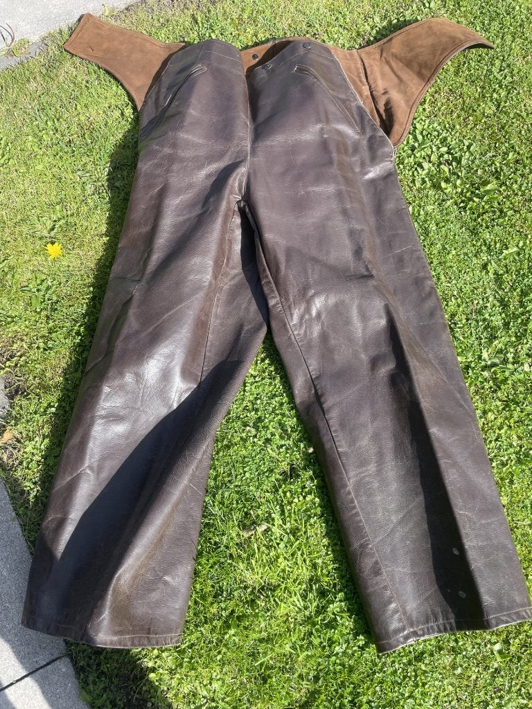 unieke vintage leren motorbroek; 55,- euro, Motoren, Ophalen of Verzenden, Tweedehands, Broek | leer