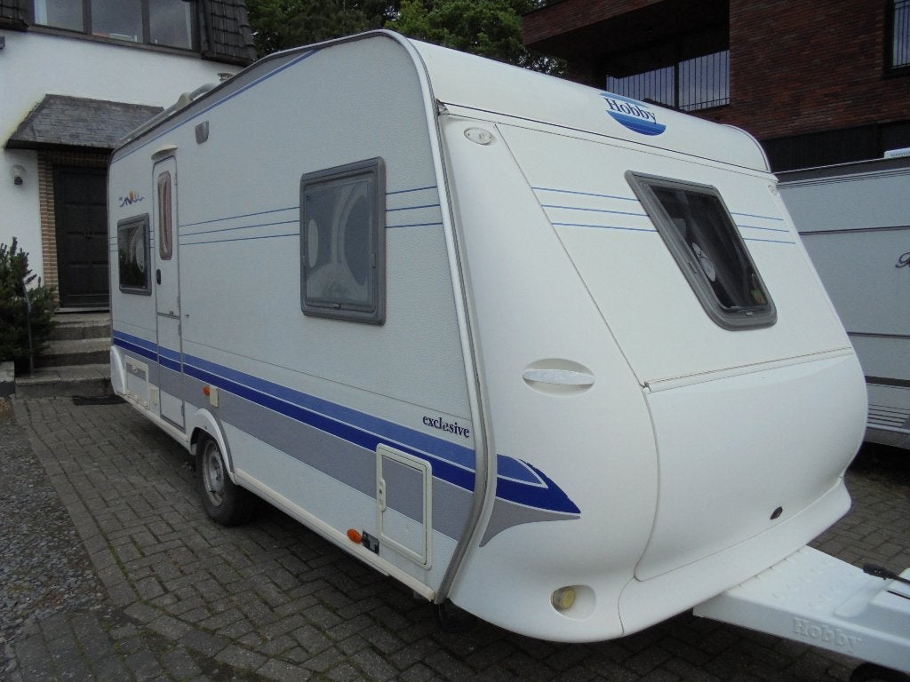 Hobby 460 Exclusieve,1/2006,4 pers/vast bed, voortent, MOVER, Vast bed, Ringverwarming, Rondzit, Hobby