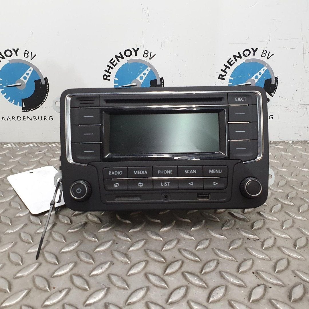 VOLKSWAGEN POLO 1.4-16V Trendline RADIO 3AD035185A 2009, Ophalen of Verzenden, Gebruikt, Stiba lid