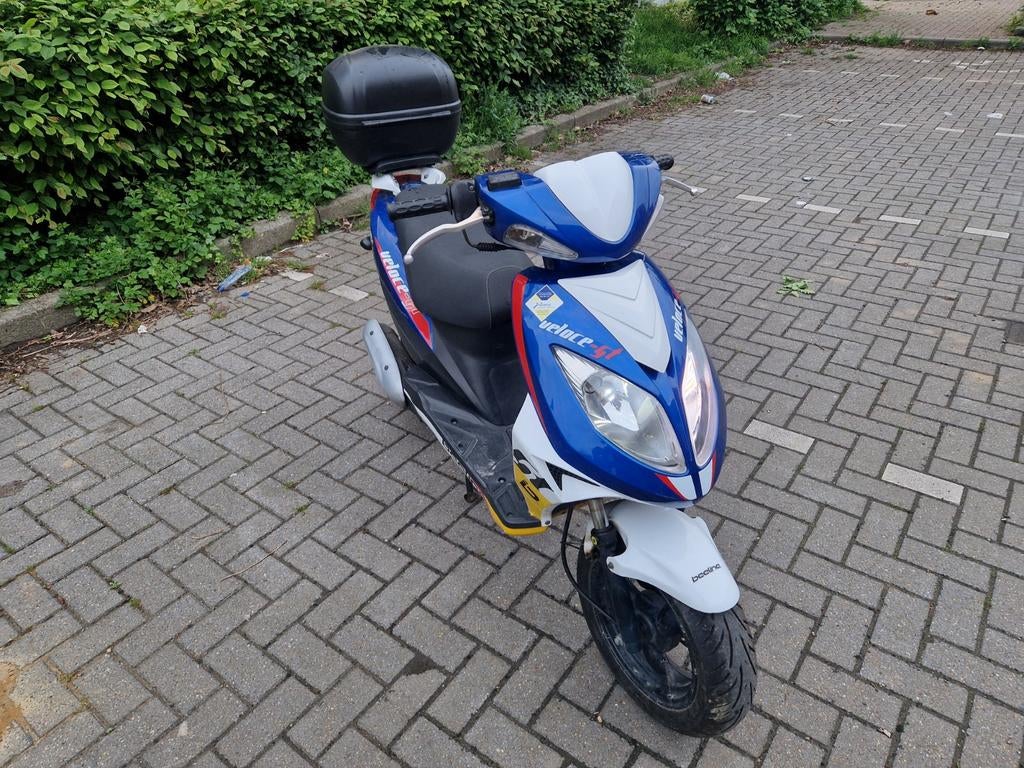Scooter Classe B, Vélos & Vélomoteurs, Scooters | Peugeot