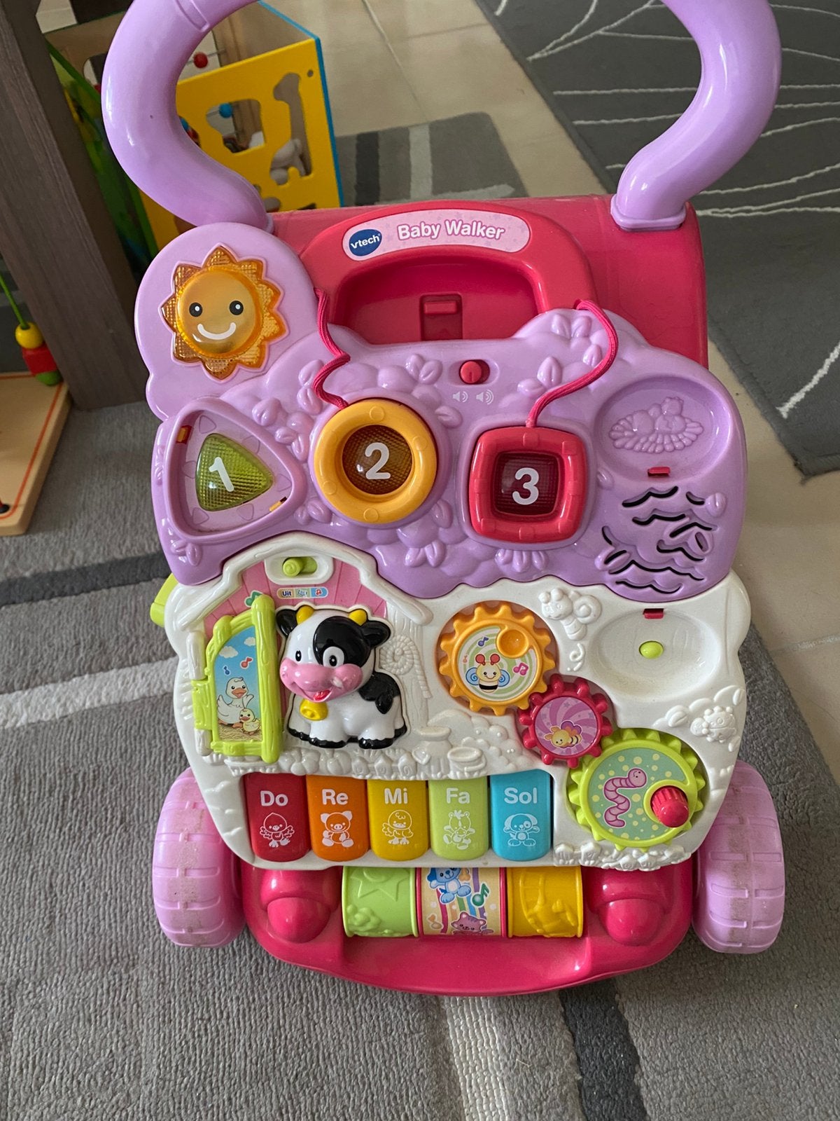 Baby walker v tech, Enlèvement, Utilisé, 6 mois à 2 ans
