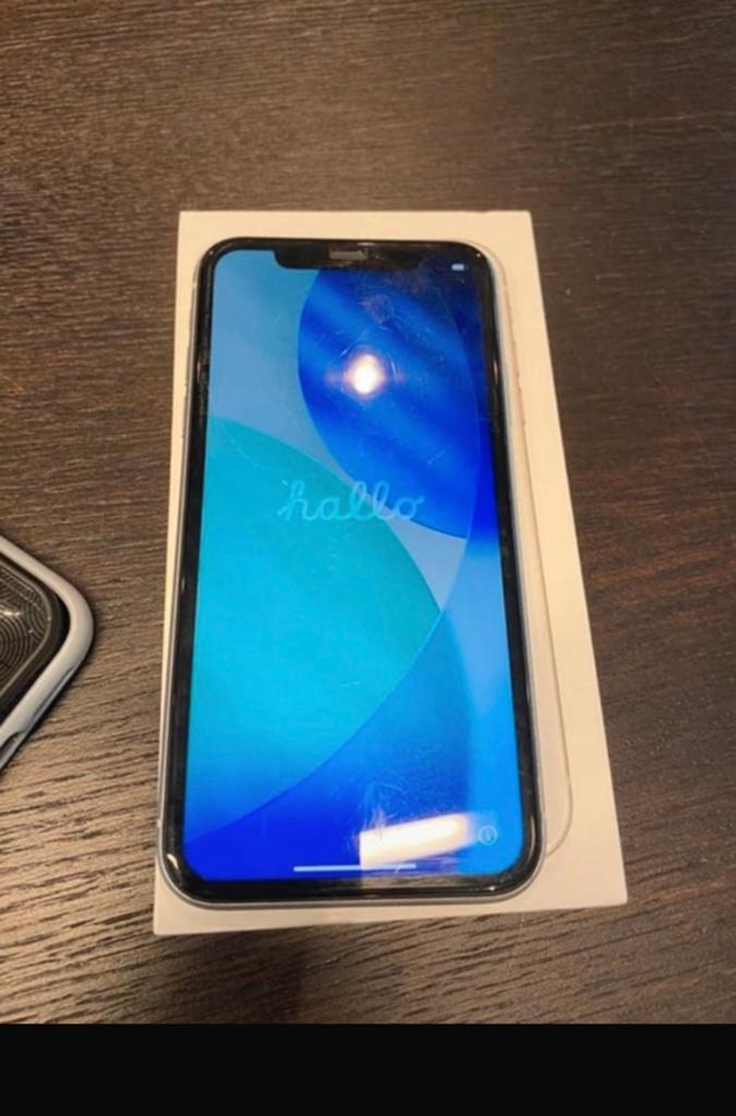 iphone 11 wit, Telecommunicatie, Ophalen of Verzenden, Zo goed als nieuw, Wit, IPhone 11