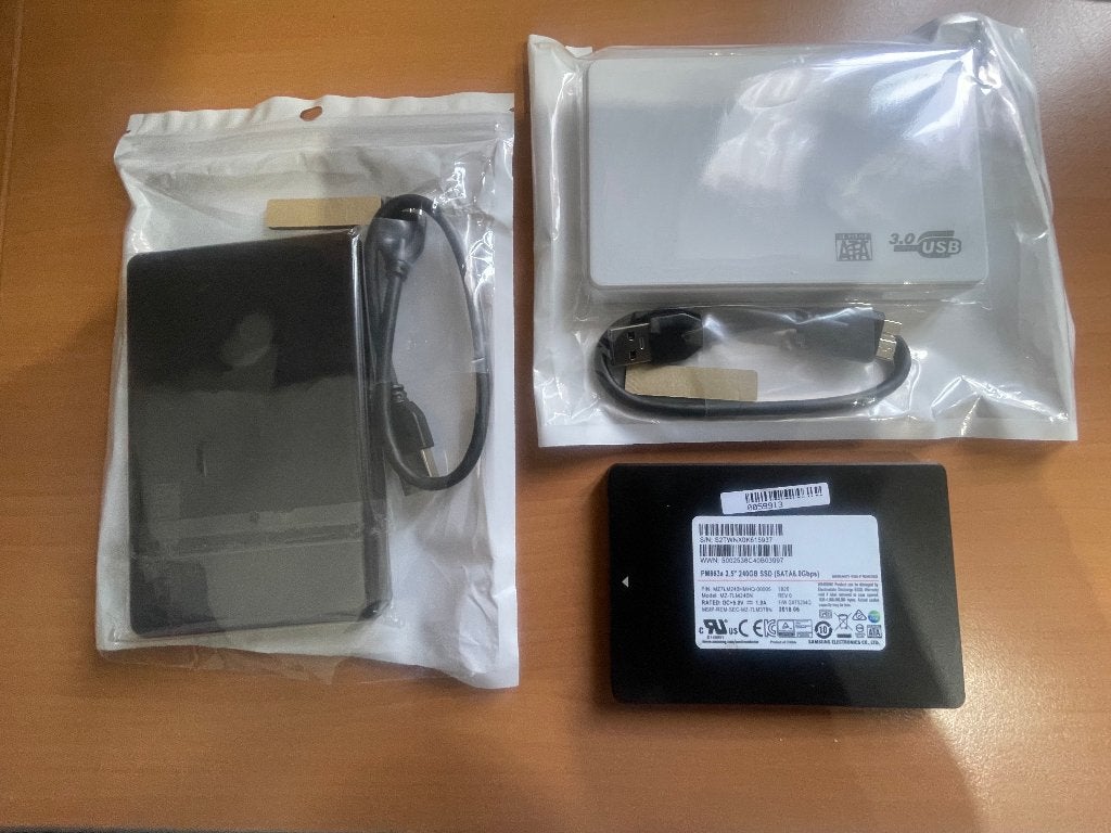 Nieuwe externe SSD Samsung 240GB, SSD, Nieuw, Ophalen of Verzenden, Samsung