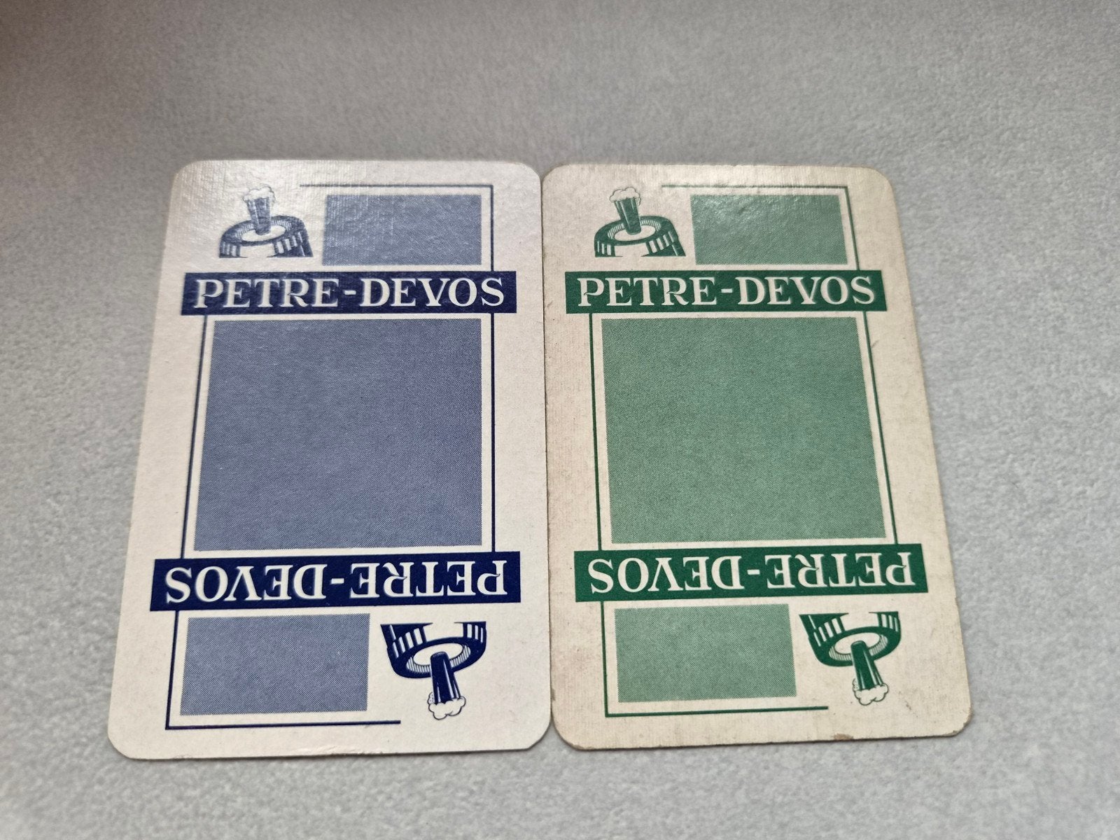 2 speelkaarten petre-devos, Envoi, Carte(s) à jouer