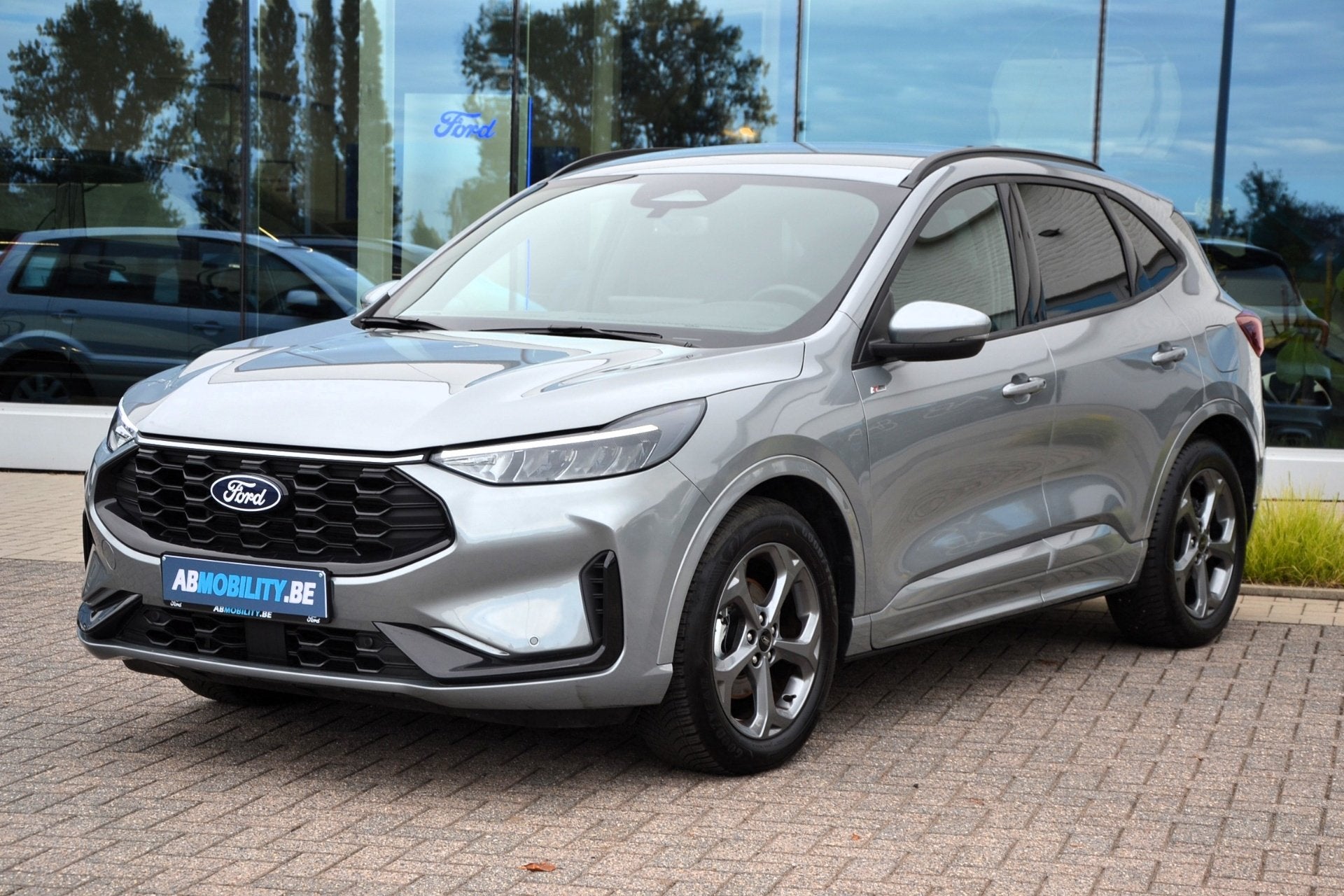 Ford Kuga FHEV 2.5i ST-Line | Winter Pack | Camera, Automaat, Stof, Overige kleuren, 124 g/km