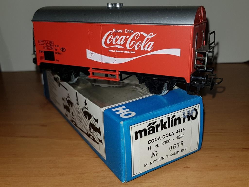 Voiture réfrigérée Marklin HO 4415 Coca-Cola, Envoi