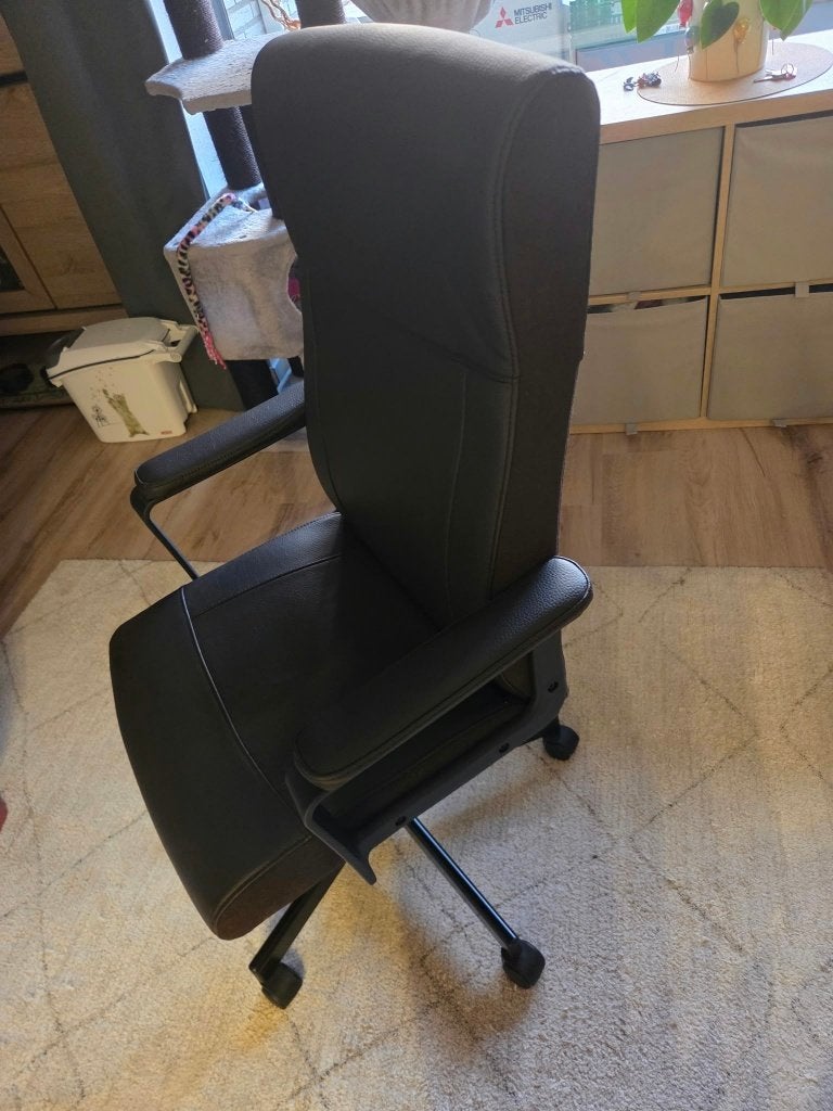 IKEA bureaustoel bruin – comfortabele hoge rugleuning, Ophalen, Zo goed als nieuw, Bruin, Bureaustoel