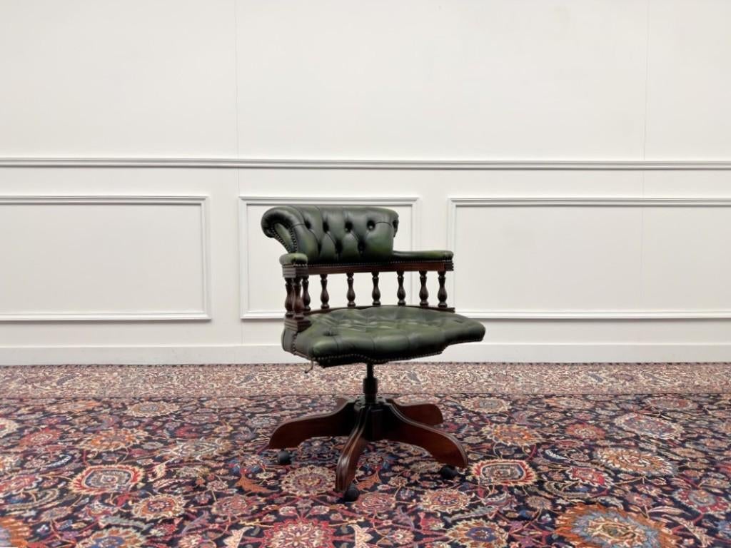 Klassiek Engels Chesterfield Bureaustoel, Antiek en Kunst, Ophalen