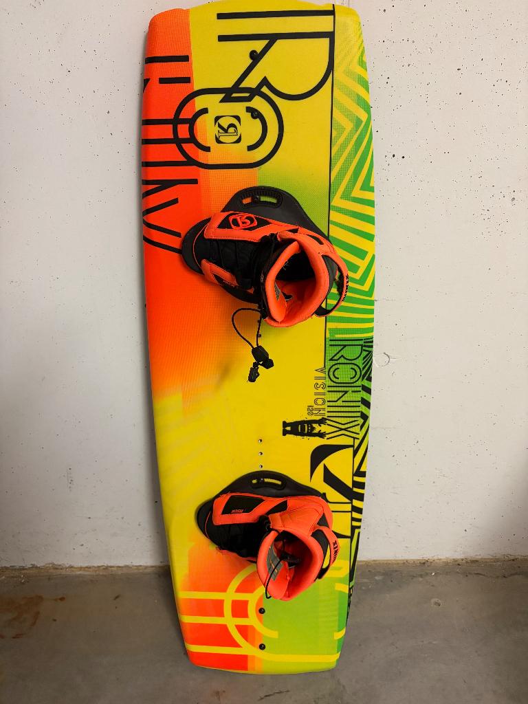 Wakeboard, Ophalen, Zo goed als nieuw, Board en Schoenen