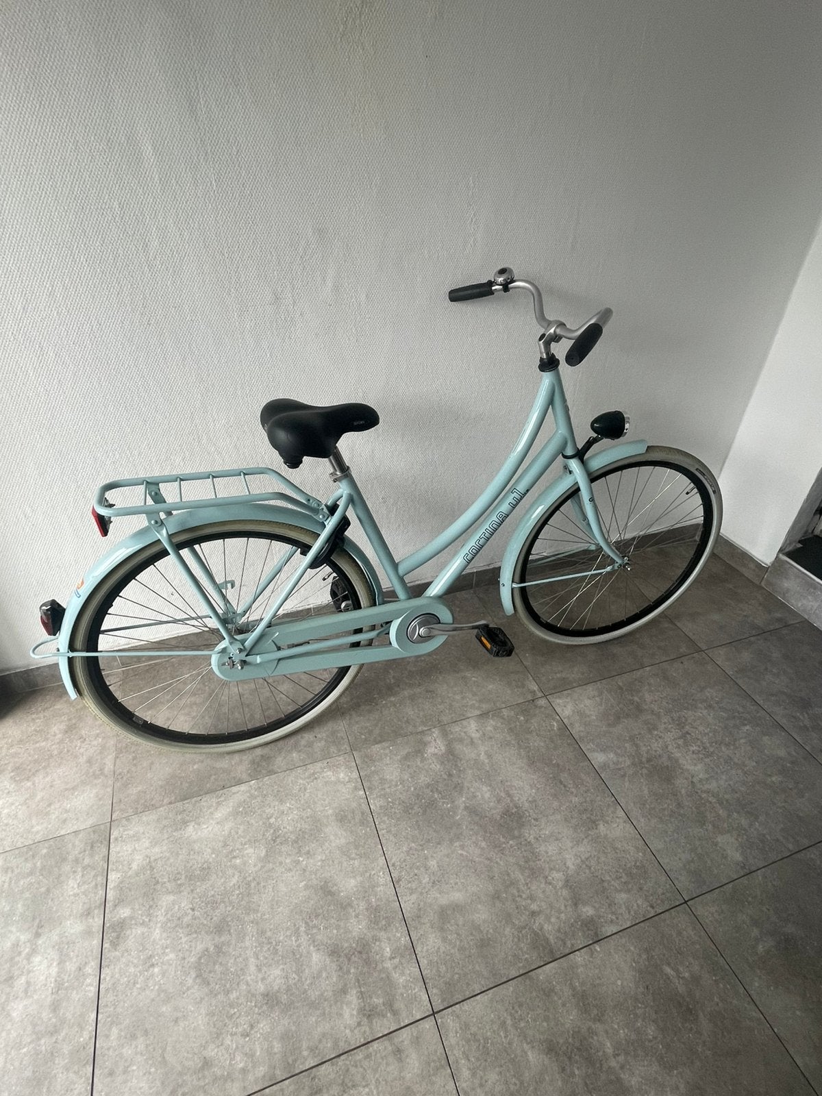 CORTINA U1  DAMESFIETS, Fietsen en Brommers, 53 tot 56 cm, Ophalen, Zo goed als nieuw, Terugtraprem