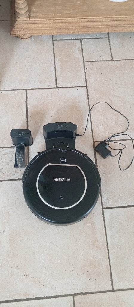 robot aspirateur  2712/1, Electroménager, Réservoir, Convient aux sols durs, Comme neuf, Enlèvement