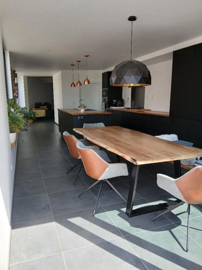 Huis in Aarsele te koop, Immo, Huizen en Appartementen te koop, 220 m², 500 tot 1000 m², 3 kamers, Tussenwoning