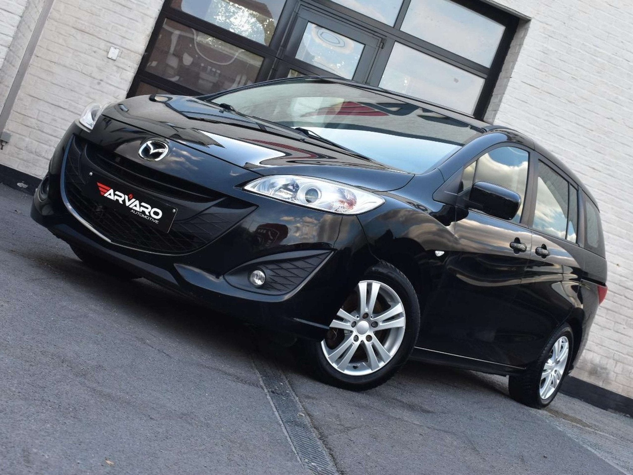 Mazda 5 1.8i Center-Line / Xenon / 7 Plaatsen / Airco / Tops, Auto's, Mazda, Voorwielaandrijving, Stof, Gebruikt, Zwart