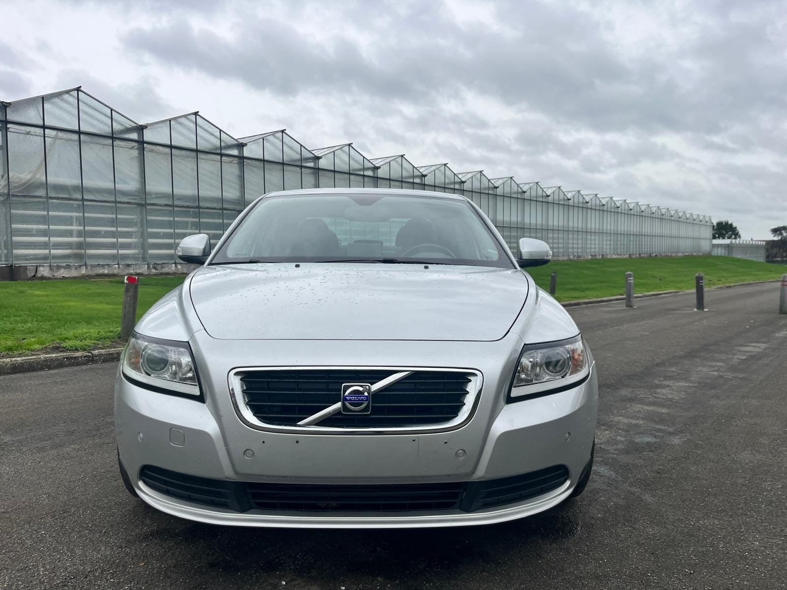 volvo s40 16d 130dkm Navi Pdc Airco Gekeurd VvK, Auto's, Voorwielaandrijving, Stof, ABS, 4 cilinders