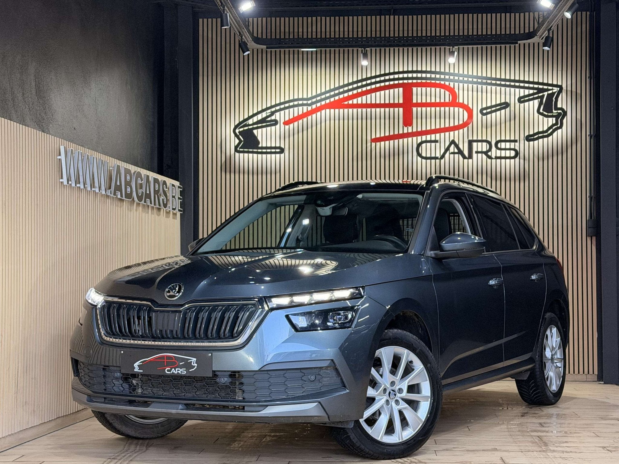 Skoda Kamiq 1.5 TSI Style DSG * GARANTIE 12 MOIS * 1ER PROP, https://public.car-pass.be/vhr/0dce95d7-eb4a-41e1-8f89-42d2d6910587