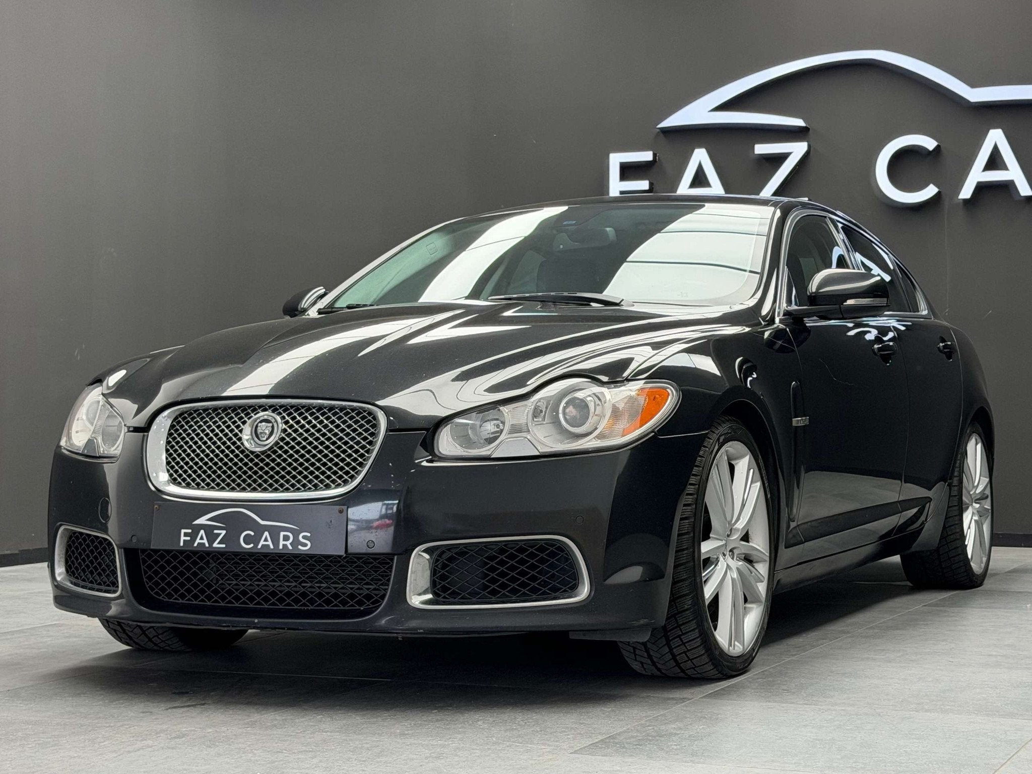 Jaguar XF * Réservé * (bj 2010, automaat), Auto's, Jaguar, Automaat, Gebruikt, 2993 cc, https://public.car-pass.be/vhr/56ad81e5-1b01-47d3-85a9-81286060ab45
